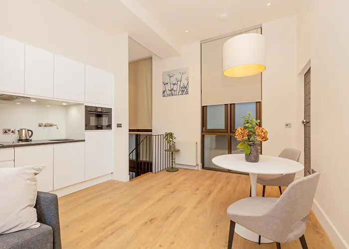 Amazing New 1Br, 3 Min Blackfriars St!